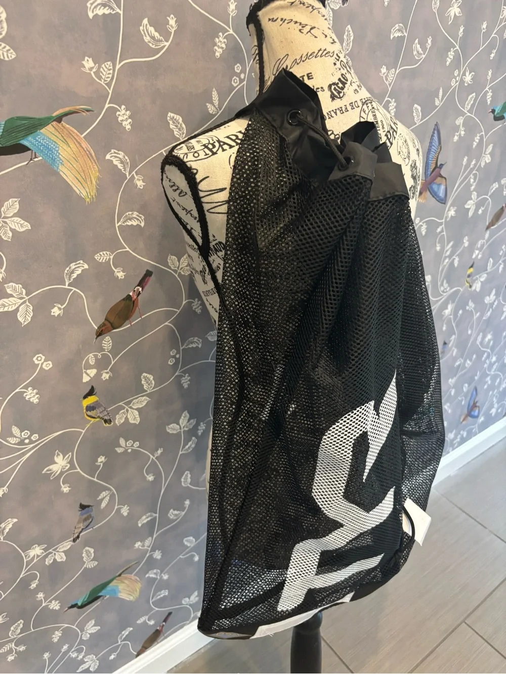 NWT TYR Alliance Mesh Equipment Black Drawstring Swim Bag